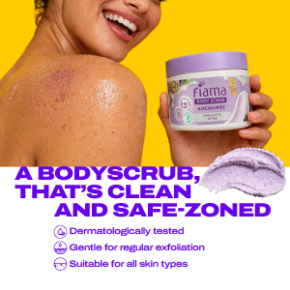 De Tan Body Scrub With 1% Niacinamide