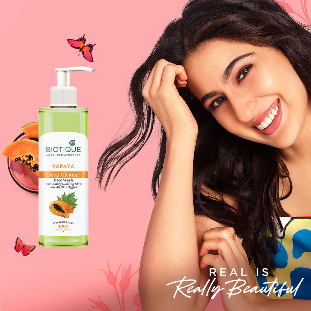 Bio Papaya Visibly Flawless Face Wash For All Skin Types