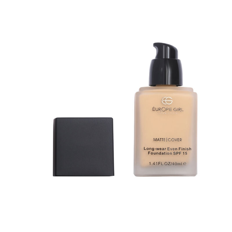 Matte Cover Foundation SPF 15 - 110 Light Yellow Undertone