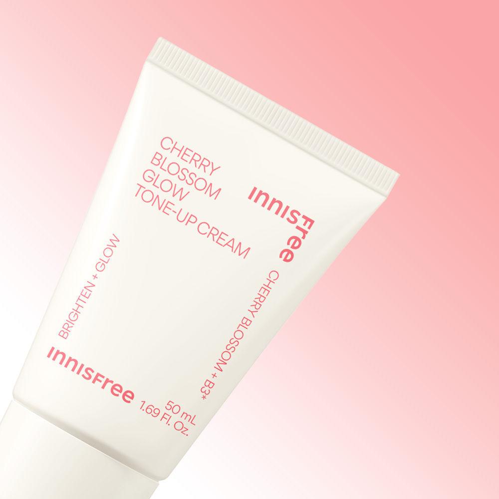 Jeju Cherry Blossom Tone Up Cream - Dewy & Glowy Finish