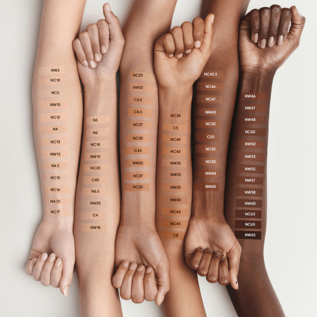 Studio Fix Fluid SPF 15 Soft Matte Foundation With Hyaluronic Acid