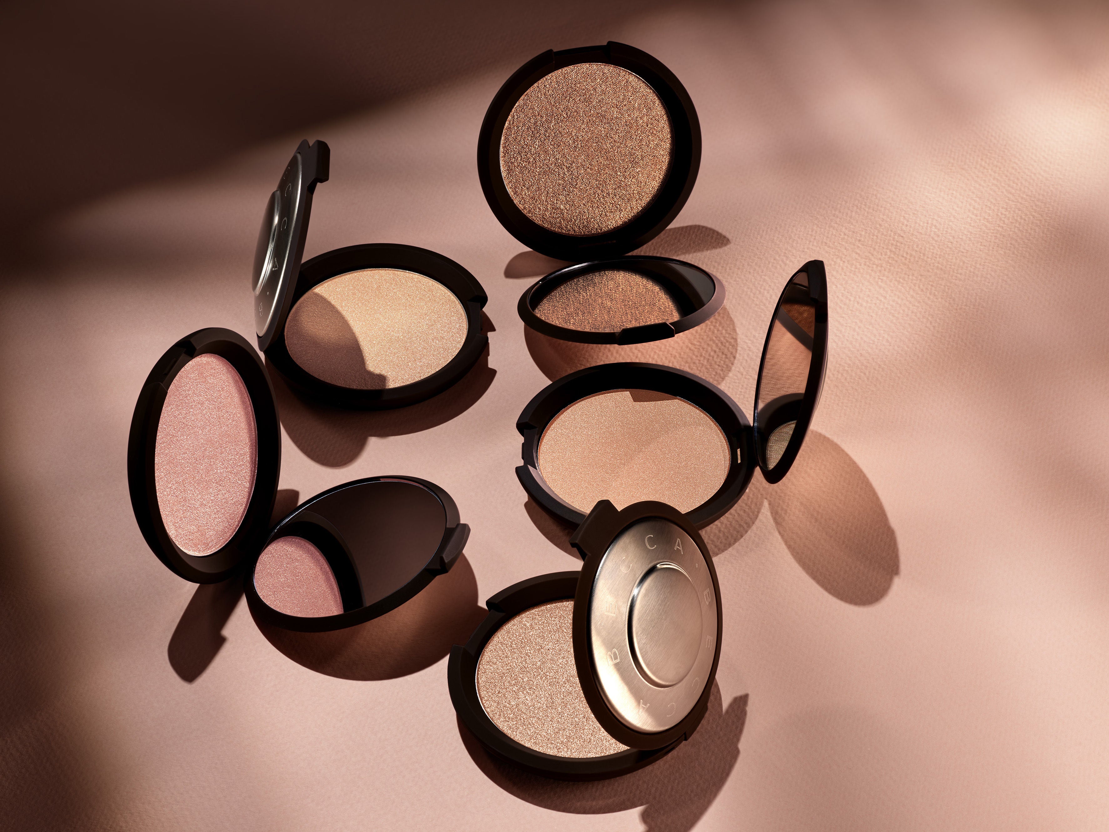 X Becca Shimmering Skin Perfector Pressed