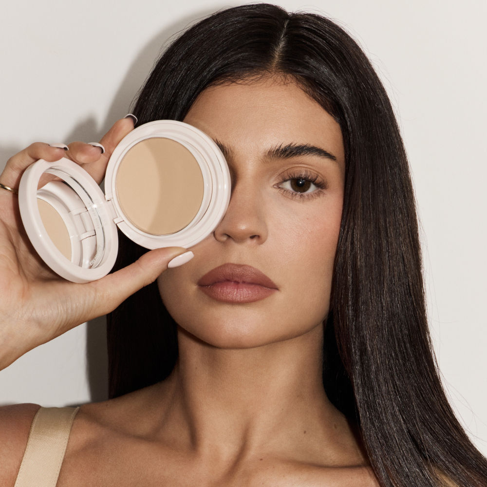 Cosmetics Natural Blur Powder Foundation